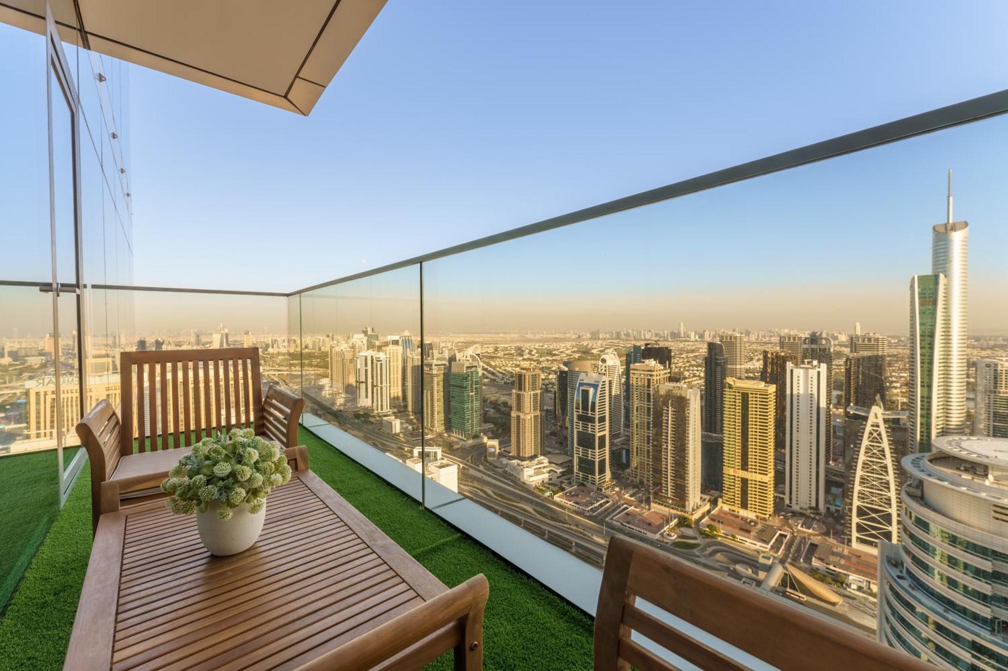 Marcopolo - Surreal Eye, Sea & Marina Views Premium 4br Apartment Dubai