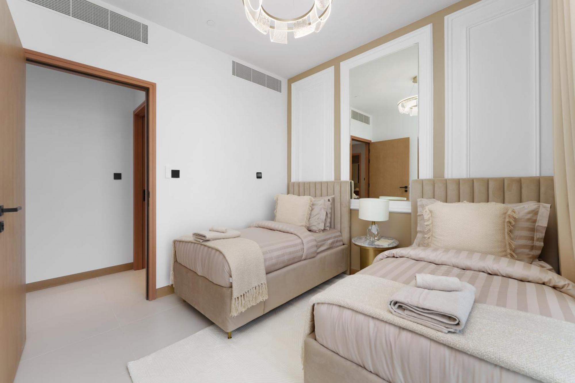 Marcopolo - Surreal Eye, Sea & Marina Views Premium 4br