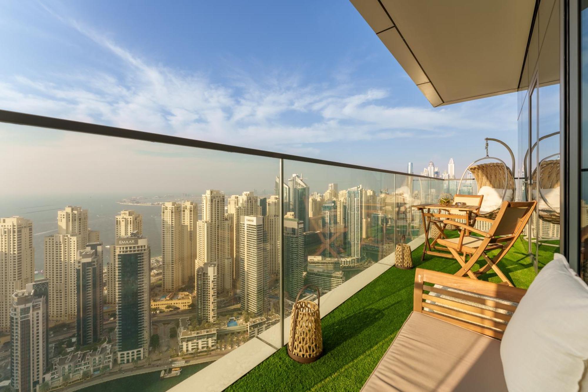 Apartment Marcopolo - Surreal Eye, Sea & Marina Views Premium 4br *