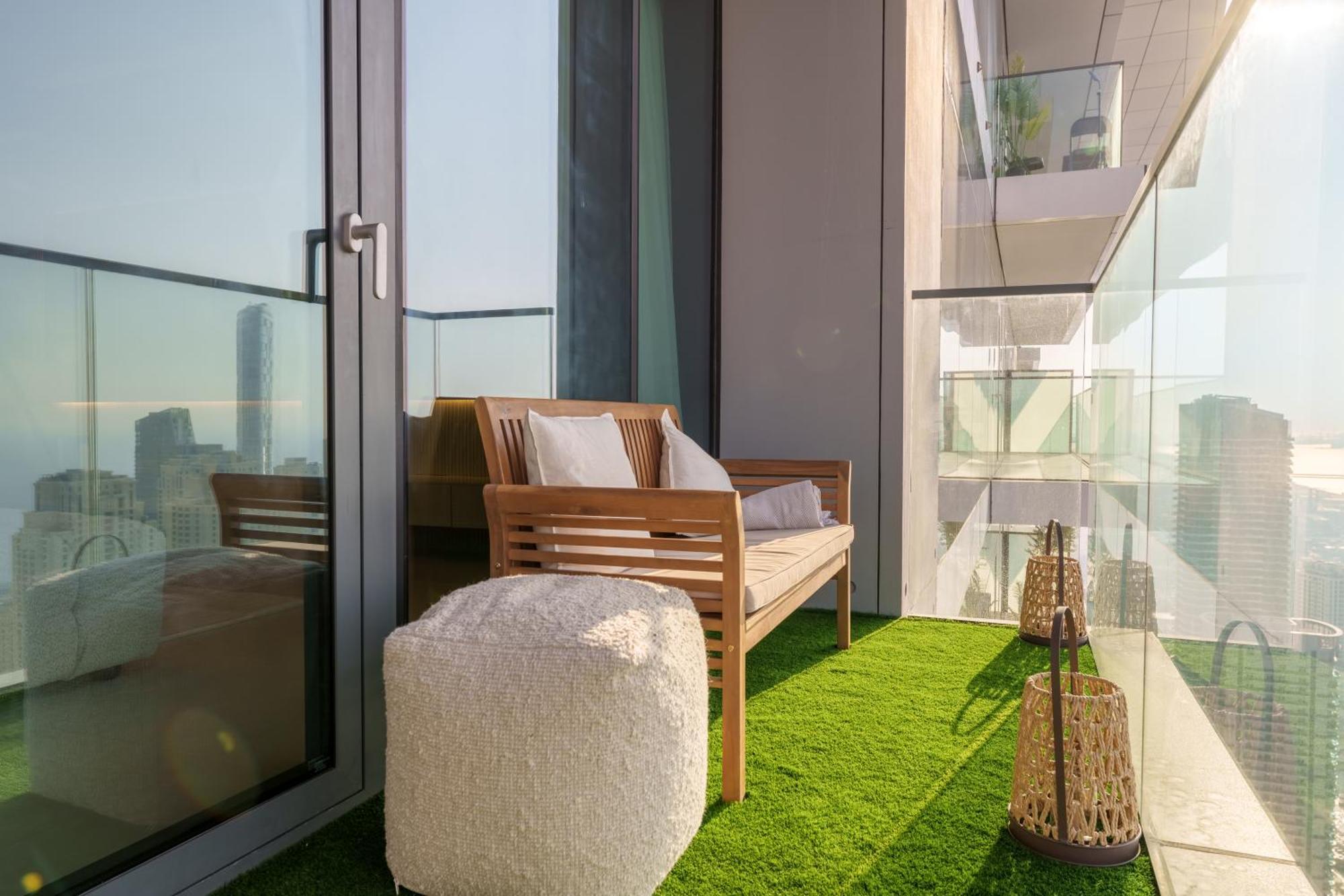 Marcopolo - Surreal Eye, Sea & Marina Views Premium 4br Apartment *